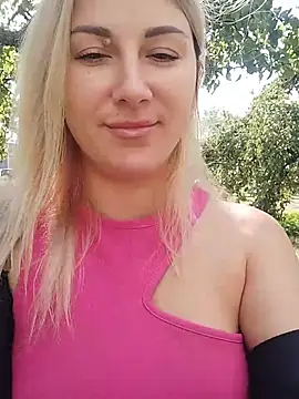 evil_kitty3126 webcam