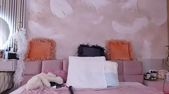 JullyBlair webcam