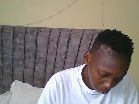 Dizzydose live cam on StripChat