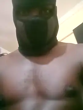 Carlozlamin live cam on StripChat