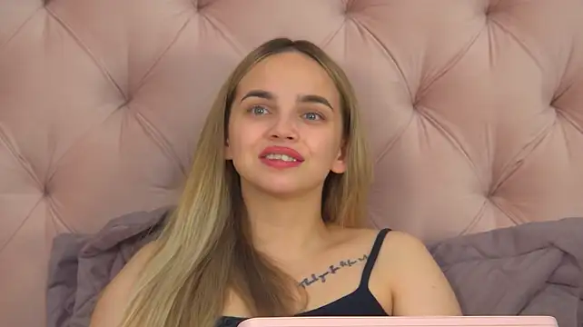 AnitaVenture 🚫 stream
