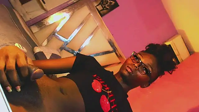 Hilary_tsx live cam on StripChat