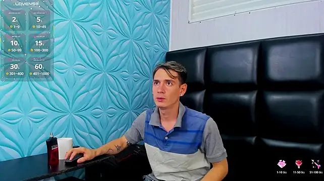 MikeSlav3 webcam