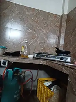 Linda-yiyi webcam