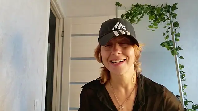 LioraWeiss webcam