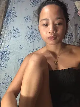 Asianpinay_Skinny1818 live cam on StripChat