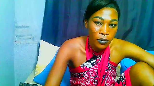 freaky_naughty live cam on StripChat