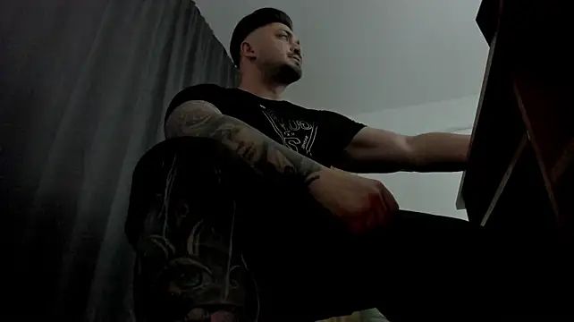 TonyWinston live cam on StripChat