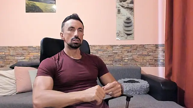 HotHunkTrainer webcam