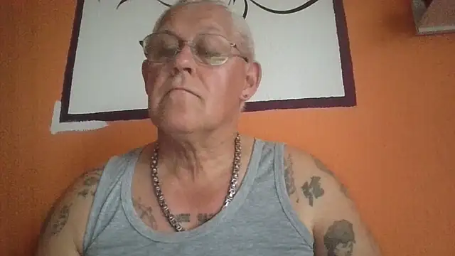 smaili1513 webcam