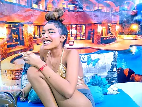 IndianPretty14u2Luv webcam