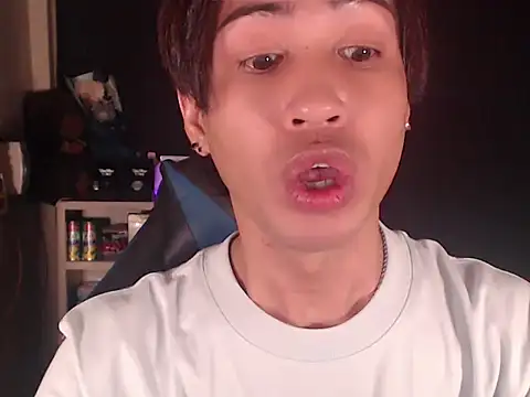 Yukino23 webcam