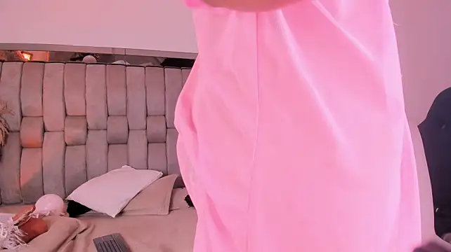 AngelineHeet webcam