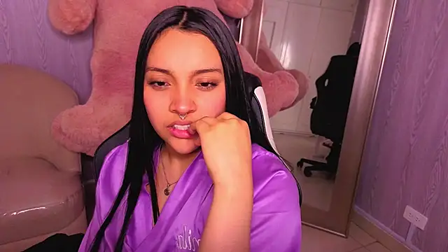 lia_harper_t webcam