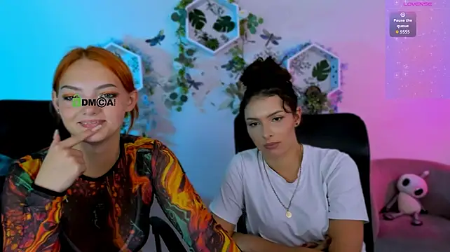 melody_sky_ webcam
