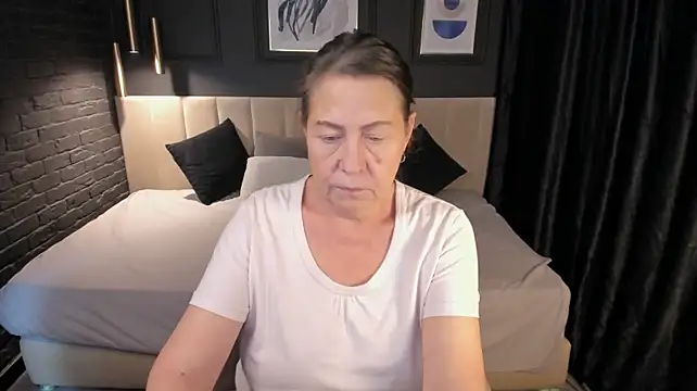 LindaPassionate ♈ free sex webcam