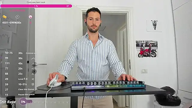 ZackFraser live cam on StripChat