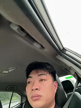 daddy-duc (M young) - Thủ dâm ngoài đường
