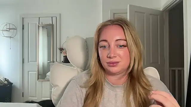 arielsweetieee webcam