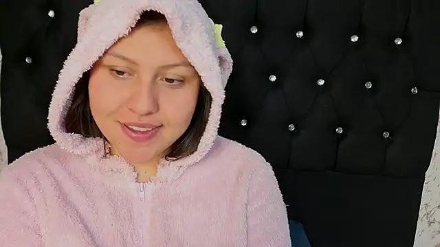 Larissa_Antonella webcam