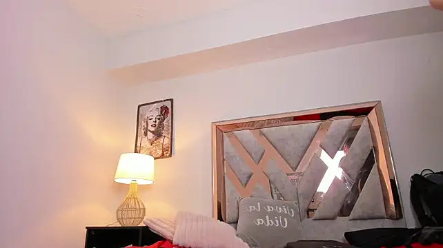 DarkRomanceXXX webcam