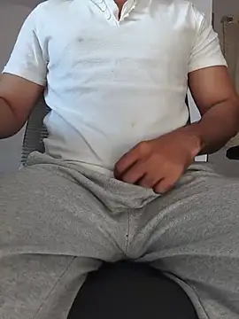 8inch_hunk19 webcam