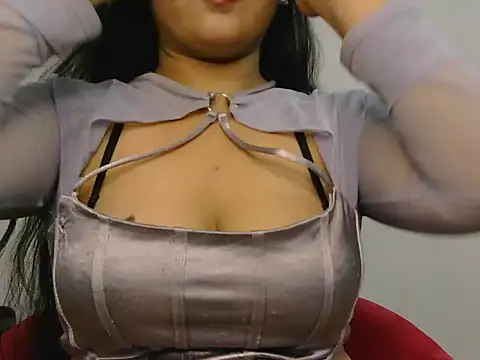 Naira_sx webcam