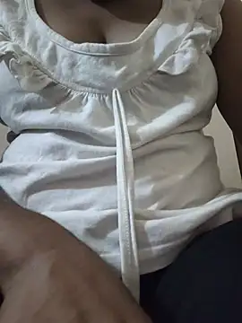 Alisha_134 webcam