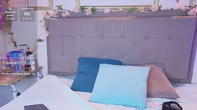 Mia_collins16 webcam