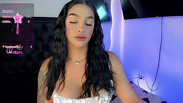 Maryonthemoon webcam