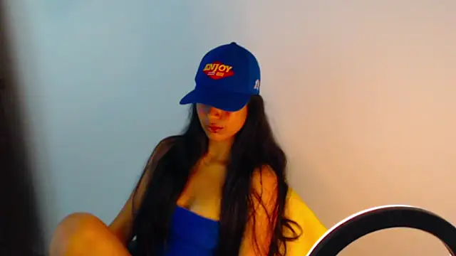 meganmiauu webcam