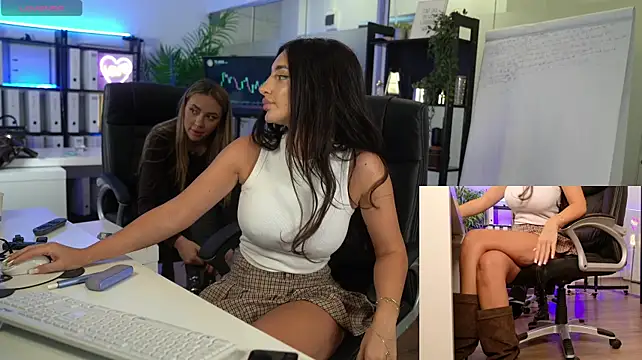 BabesGoWild webcam