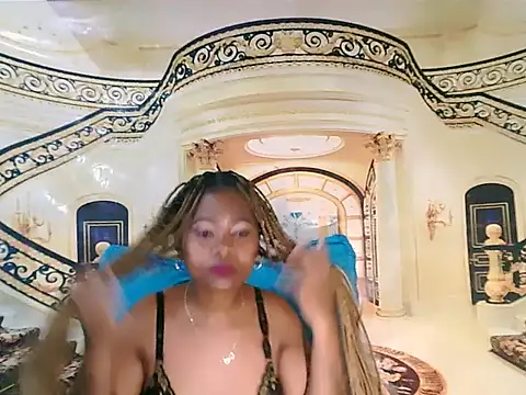 EbonyFlirtyFox webcam