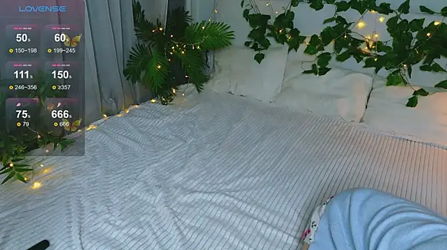 Elfa_Mirielle webcam