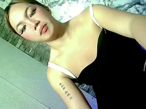 shiena_sexy webcam