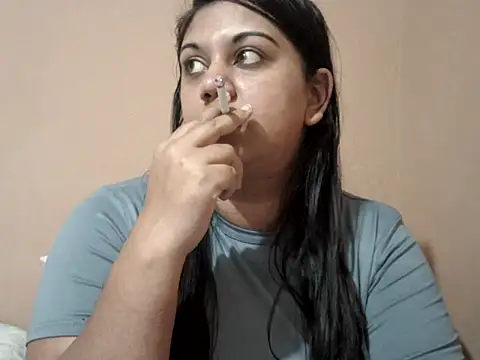 bellachow10 webcam