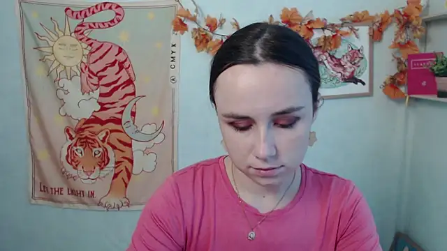 VeryVeryVeryShy_ live cam preview