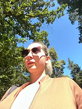 kinky_rebecca webcam