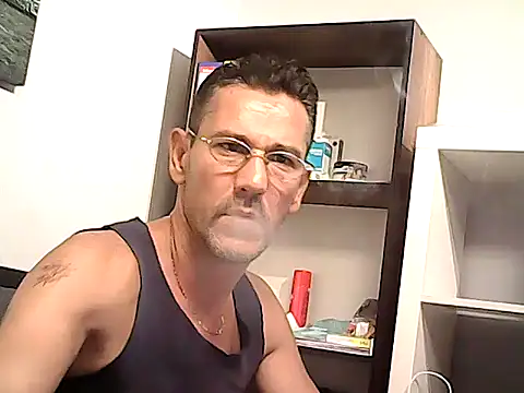 mastercharisma35 webcam