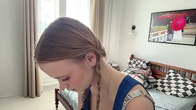 HelenaSuto webcam