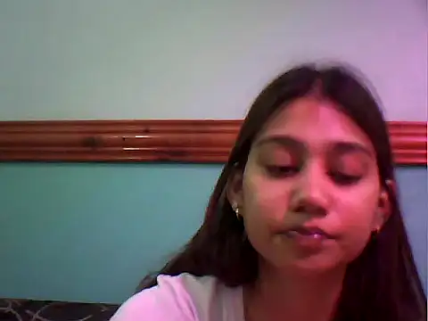 prettysmileaaliyah webcam