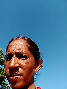 Hot_shreya61