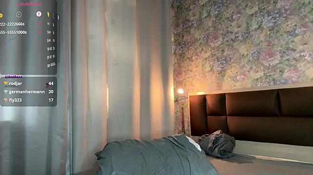 LoraDavi webcam