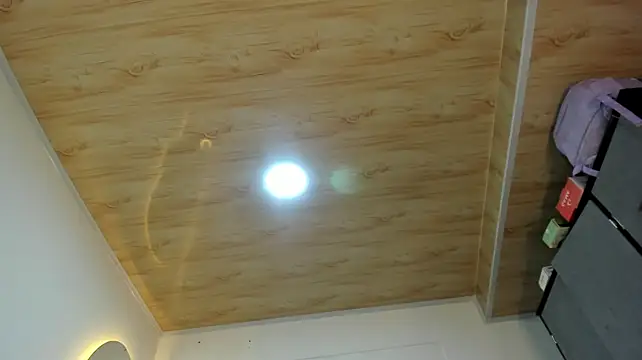 BustyGlow live cam preview