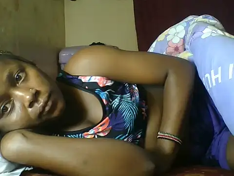Wavyprincess webcam