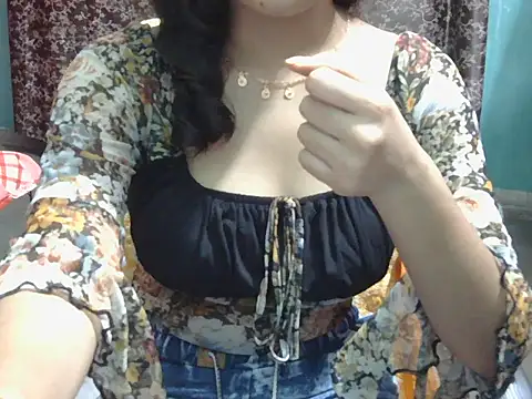 Adorable_Ayesha webcam