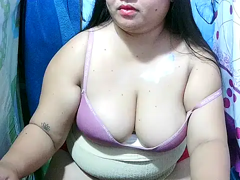 Chubbymomsh webcam