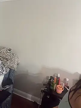 lil_jiggly webcam