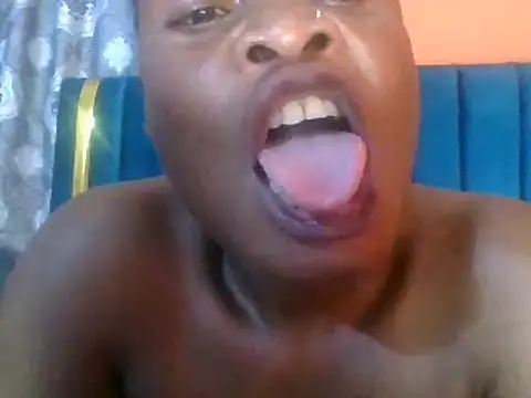sweet-boob webcam