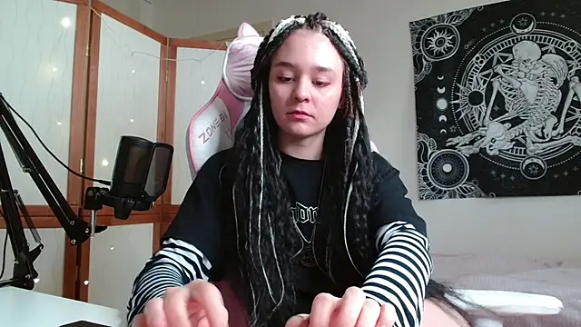 Mysterious_Toy webcam